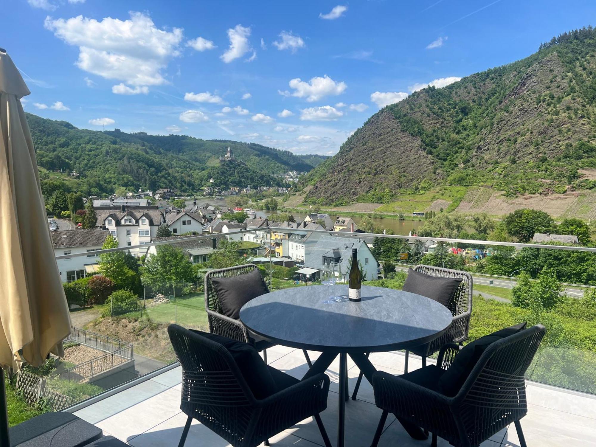 Ferienwohnung Weitblick Cochem Exterior photo